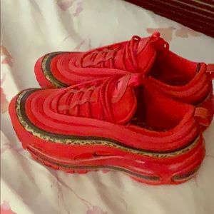 Womens air max’s 97 size 7